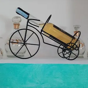 Lovely In Old Town Apartman